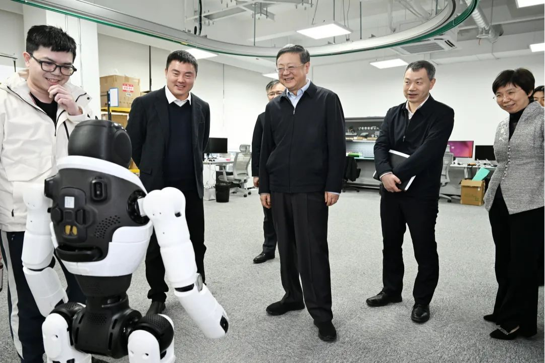 上海市委书记陈吉宁专题调研hg57体育机器人